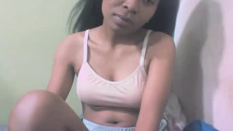 sandy735579 online show from April 8, 2026, 6:19 pm