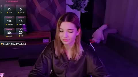 sandy_belle88 online show from September 19, 2025, 7:58 pm