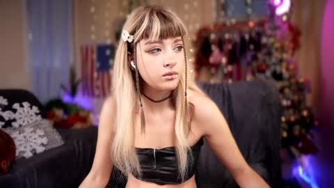 Sandy Nekochan online show from December 30, 2024, 1:47 pm