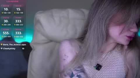 Snapshot of sandylay chatting on June 16, 2026, 1:41 am Sandy online show from June 16, 2026, 1:41 am
