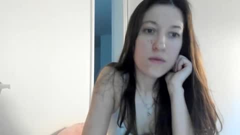 Sandy online show from December 4, 2025, 8:45 am