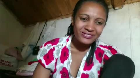 sanelie09 online show from December 16, 2025, 12:21 pm