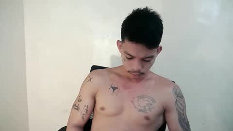 sangre_adamusxxx online show from May 13, 2026, 11:00 pm