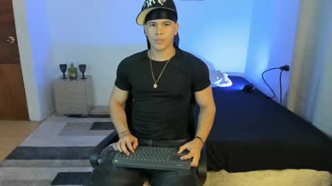 Snapshot of sant_wahlberg chatting on June 22, 2026, 3:19 am Sant online show from June 22, 2026, 3:19 am