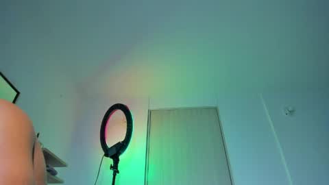 Snapshot of santi__ferrer chatting on May 1, 2026, 1:43 am Santi Ferrer online show from May 1, 2026, 1:43 am