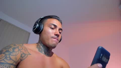 Snapshot of santi__ferrer chatting on May 20, 2026, 3:45 am Santi Ferrer online show from May 20, 2026, 3:45 am