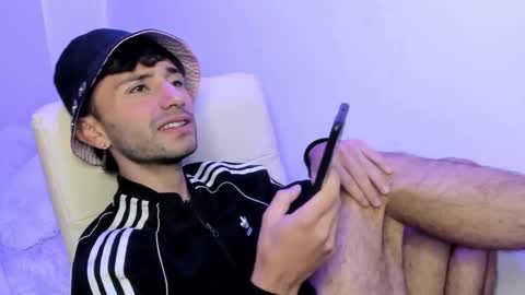 Santi online show from January 12, 2025, 4:08 pm