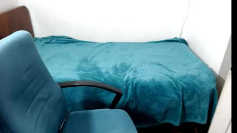 santi_ss online show from September 11, 2025, 1:06 am