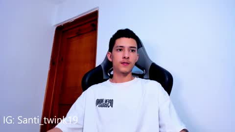 santi_twink19 online show from February 21, 2025, 8:16 pm