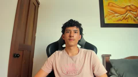 santi_twink19 online show from October 22, 2025, 7:35 pm