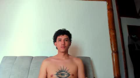Snapshot of santi_twink19 chatting on May 24, 2026, 1:27 pm santi_twink19 online show from May 24, 2026, 1:27 pm