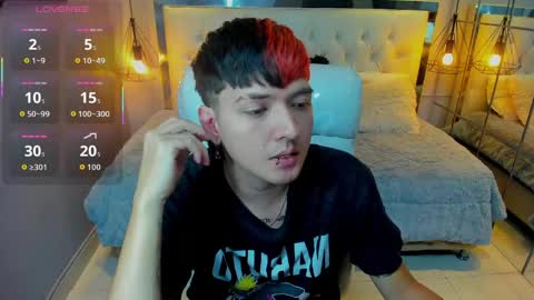 SANTIAGO  online show from April 19, 2026, 10:12 pm