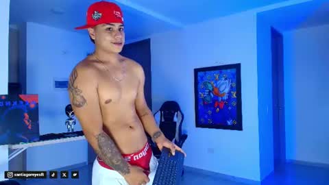 santiagoreyesftt online show from July 10, 2026, 3:44 am