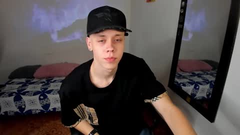 Snapshot of santiceballo chatting on February 20, 2026, 5:15 am Julius Novachrono online show from February 20, 2026, 5:15 am