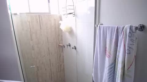 Santii online show from February 24, 2025, 6:47 pm