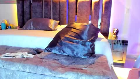 Santiago Seans online show from March 10, 2025, 1:45 am