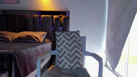 Santiago Seans online show from September 30, 2025, 2:44 pm