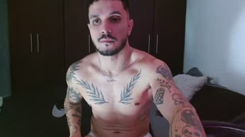 Snapshot of santti_torres chatting on June 11, 2026, 6:44 am Santy Torres online show from June 11, 2026, 6:44 am