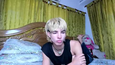 kitty online show from December 30, 2024, 7:21 pm