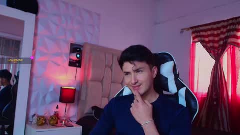 Santyago online show from December 29, 2024, 8:15 pm