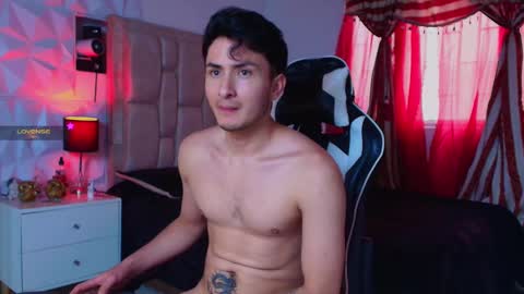 Santyago online show from January 1, 2025, 9:52 pm