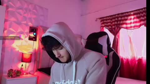 Santyago online show from January 3, 2025, 9:57 pm