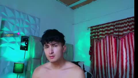 Santyago online show from January 22, 2025, 10:05 pm