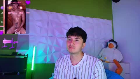 Santyago online show from October 3, 2025, 7:22 pm