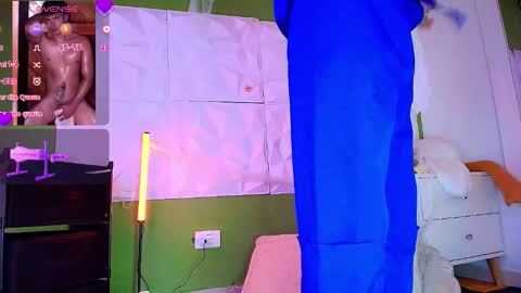 Santyago online show from October 30, 2025, 8:42 pm