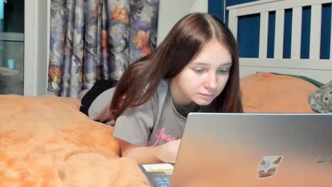 santythousand online show from December 18, 2025, 6:36 pm