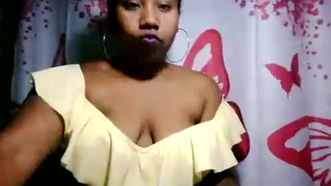 Snapshot of sanyah513 chatting on July 1, 2026, 6:29 pm sanya online show from July 1, 2026, 6:29 pm