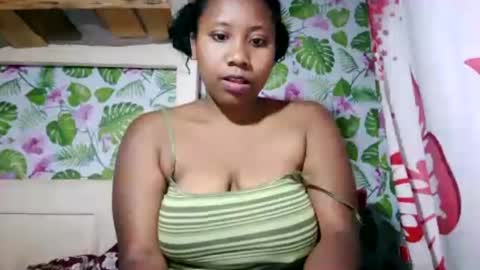 Snapshot of sanyah513 chatting on July 25, 2026, 10:35 am sanya online show from July 25, 2026, 10:35 am
