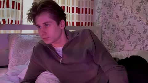 sapph1res online show from March 6, 2026, 1:18 pm