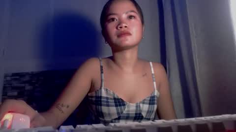 sapphire_amora online show from September 10, 2025, 6:24 am