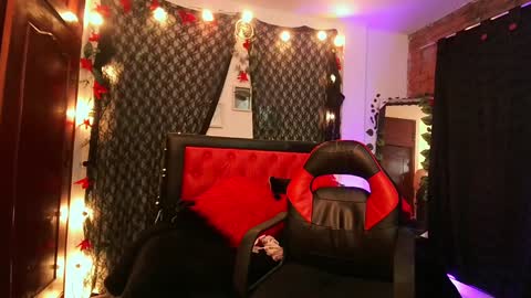 Carla online show from January 3, 2025, 10:31 am