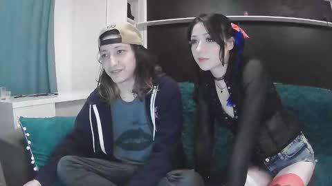 Snapshot of sapphirevelvet chatting on April 4, 2026, 10:51 pm sapphirevelvet online show from April 4, 2026, 10:51 pm