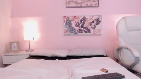 Sara online show from November 2, 2025, 4:15 am