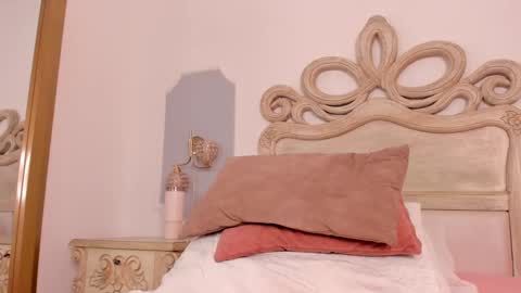 Sara online show from September 24, 2025, 3:54 am