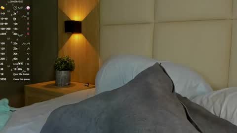 Sara online show from March 8, 2025, 5:28 am