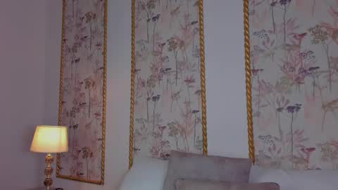 Sara online show from October 18, 2025, 2:29 pm