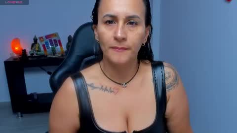 Snapshot of sara_charmy chatting on July 11, 2026, 11:02 am online show from July 11, 2026, 11:02 am