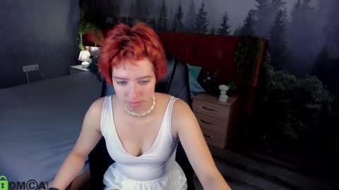 Sarah online show from September 17, 2025, 12:34 am