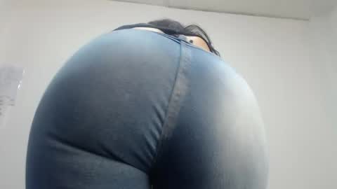 Sara online show from April 30, 2026, 12:44 pm