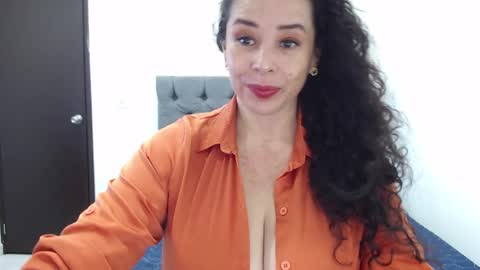 Sara hot46 online show from December 17, 2024, 10:01 am