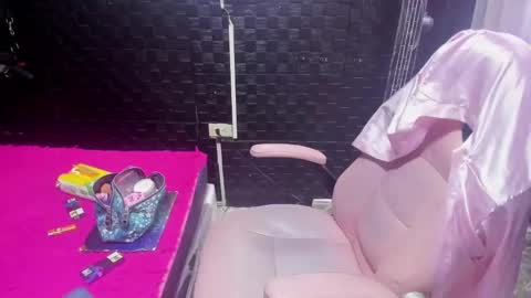 no limits sarah online show from April 23, 2026, 12:26 pm