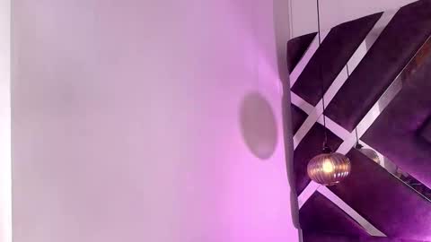 sara_lopee1 online show from September 23, 2025, 11:57 am