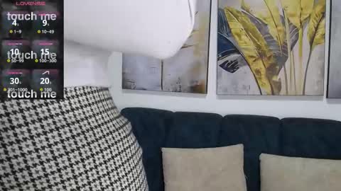 Sara   online show from March 23, 2026, 1:26 pm