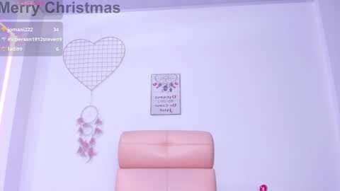 Sara online show from December 22, 2024, 6:37 pm