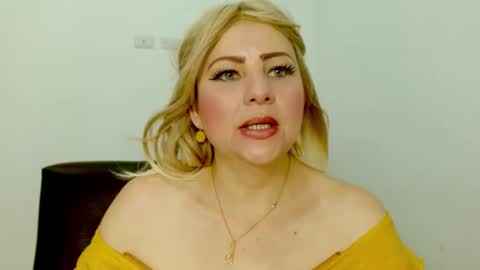 katiasupreme online show from January 19, 2025, 12:17 am