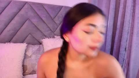 sara_owens7 online show from April 21, 2026, 2:51 am